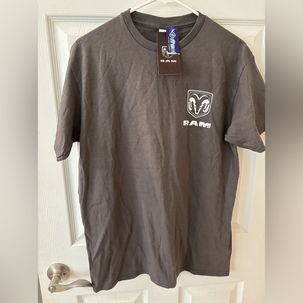 Dodge Ram‎  Gray T-Shirt